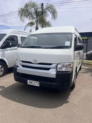 2015 Toyota Hiace JNE273