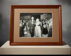 Decorative Wooden Frame (9x12)