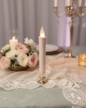 Set of 1 Decorative Electric Candle with Gold Base