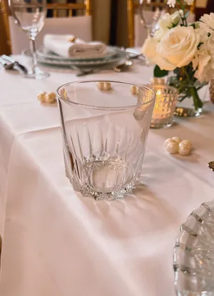 Old Fashioned Whiskey Glasses, Bourbon Cocktail Rocks Glasses, Clear Bar Glasses for Drinking Scotch Vodka Tequila Rum Crystal Glass (4 in tall, 3 in wide)