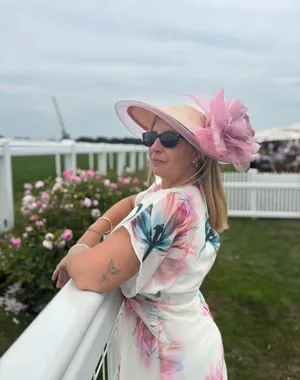 Pink chiffon hat