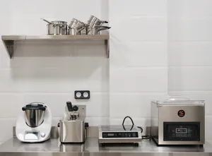 CESION DE USO COCINA PROFESIONAL 4 HORAS 