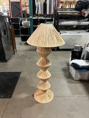 AMANDA No. 49 Floor Lamp