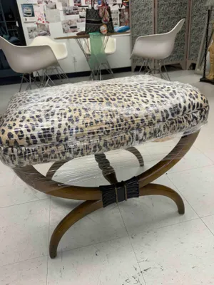 AMANDA Cheetalicious Ottoman