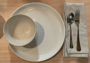4 Table Settings