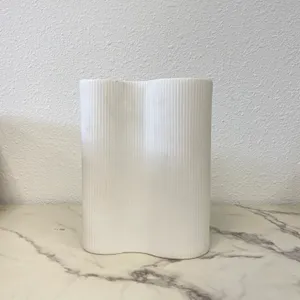 Vase 209 (L)