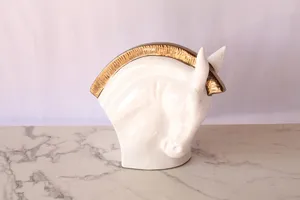 Crackle Horse Head