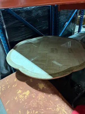 AMANDA Vintage Scalloped Stone Table