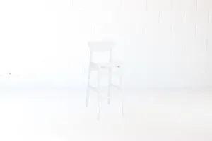 AMANDA RETIRED Simply White Bar Stool PRICE PER SET