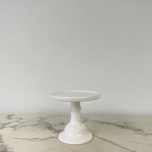 mini cake stand
