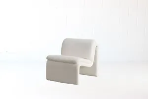 AMANDA Blondie Accent Chair