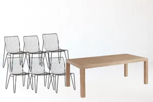 AMANDA Gang's All Here Outdoor Dining Set