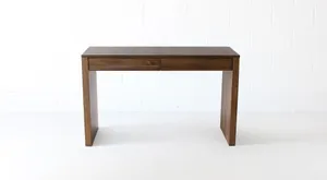 AMANDA Parsons Desk