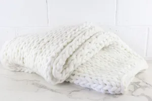 No. 8 Throw Blanket