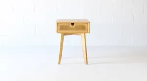 AMANDA Vacation Nightstand