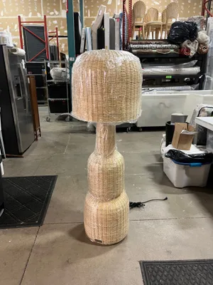 AMANDA No. 50 Floor Lamp