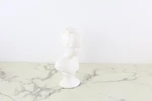 DEC - Vintage Victorian Bust