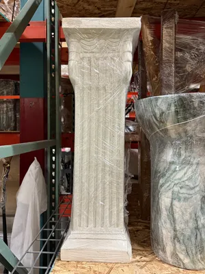 AMANDA Roman Empire Pedestal