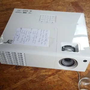 Beamer Projektor