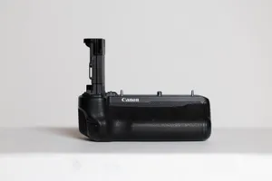 Canon R5 Battery grip bg-r10