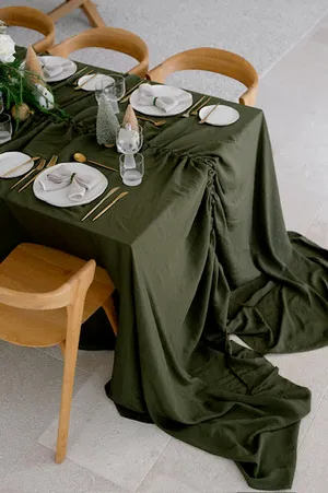 GREEN RUCHED TABLECLOTH