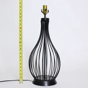 Black Metal Wire Lamp