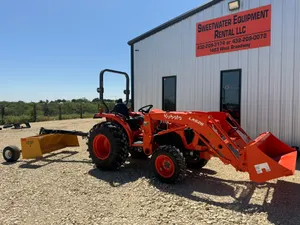  Tractor with 5 ft box scraper