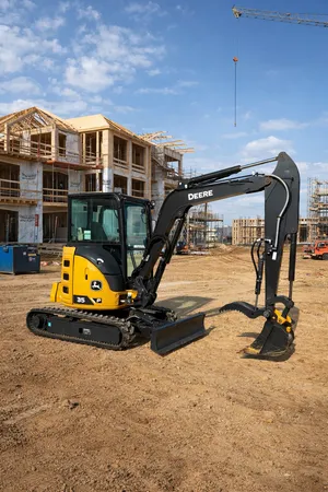 JD 35P mini excavator w/thumb (enclosed cab) with 24'' bucket