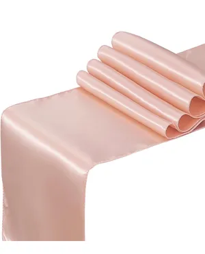 Dusty rose pink table runner