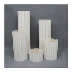 Folding plinth stands