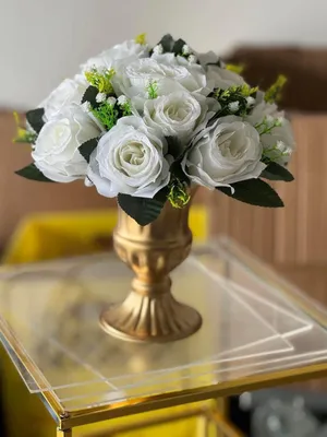 Table centrepiece