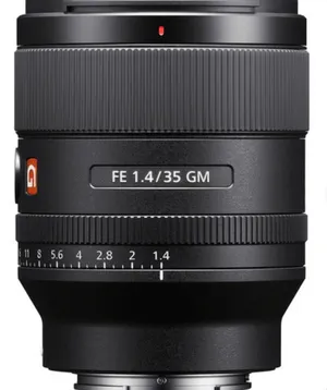 Sony FE 35mm f/1.4 GM Lens