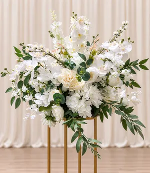 White Garden Floral Statement Set