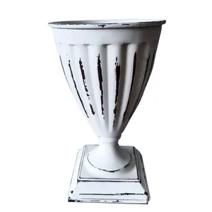 White Branco Handheld Trophey Vase