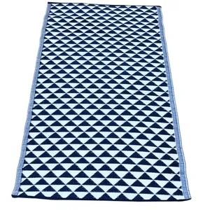Black & White Woven Triangle Carpet Rug