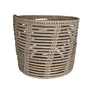 Grass Woven Basket - Medium
