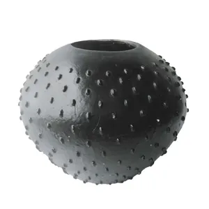 Black Serengeti Pot
