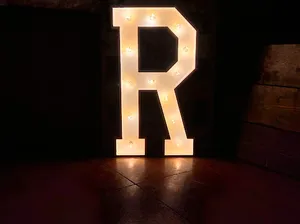 3ft marquee letter R