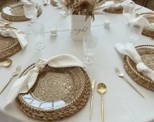 Round Ratan place mats