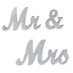 Mr & Mrs Sign