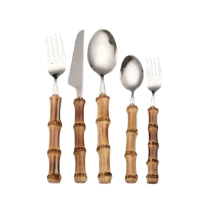 Set de Cubiertos Bambú