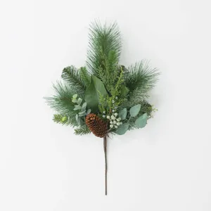 FLORAL: Winter greenery spray