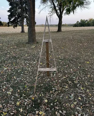 EASEL: Stained wood floor easel