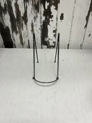 EASEL: Black wire (tabletop)