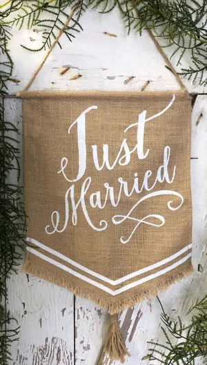 SIGN (Burlap fabric): Just Married (white lettering)