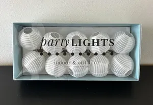 RETAIL: White party light strings