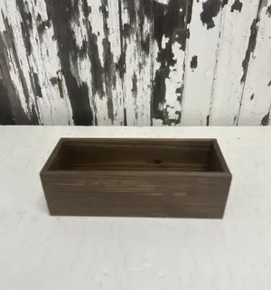 VASE: Wood rectangular box
