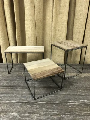 CUPCAKE STAND: Metal & wood set of 3 risers