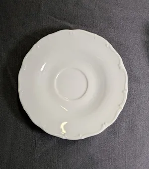 Snowdrop Small Saucers (dozen)