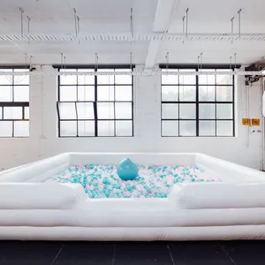 Large White Ball Pit